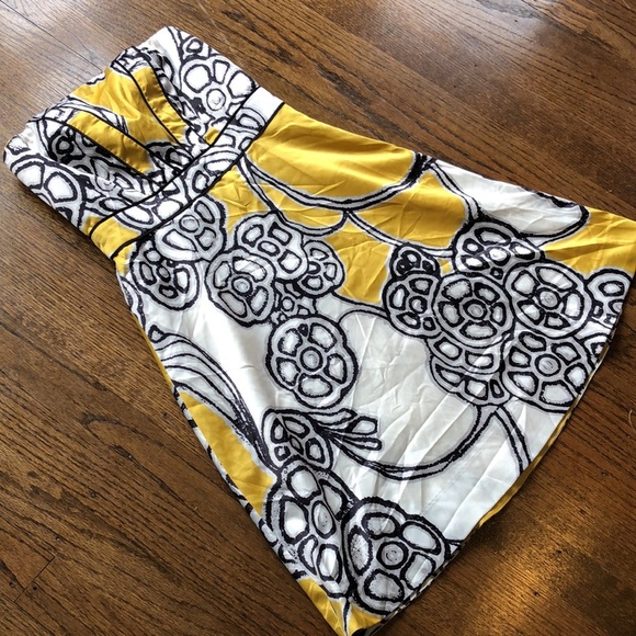 Limited Abstract Yellow Bodice Satiny Shiny Strapless Cocktail Dress - Picture 2 of 8